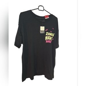 Halloween Lefties Zombie Night  Scary Night Party Graphic Tshirt Size Large NWT